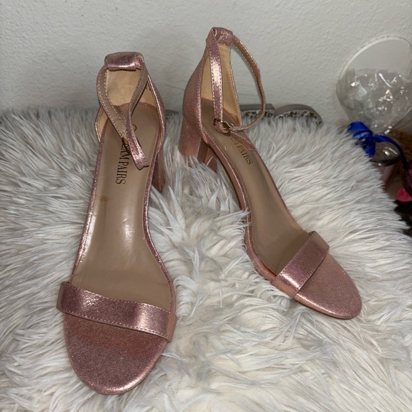 Dream pairs heels - Picture 2 of 8